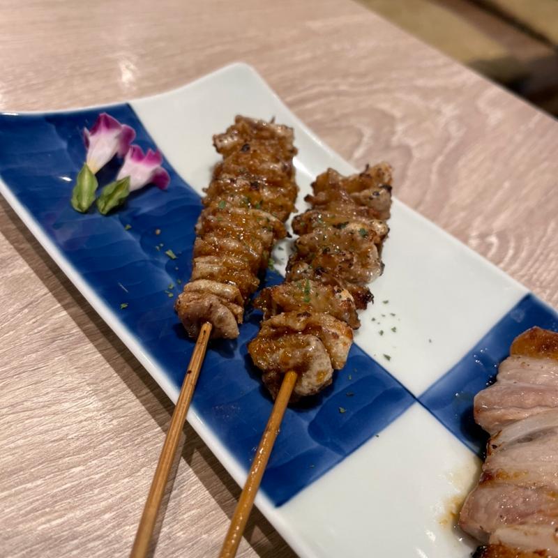 パリパリ鳥かわ(色とり鳥)