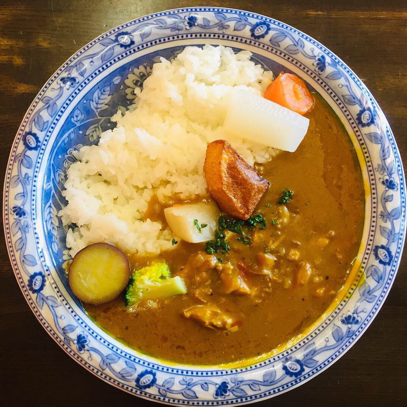 まろやかチキンカレー(洋食屋 青空 （ヨウリョクヤ アオゾラ）)