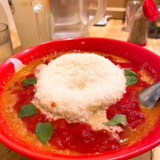 トマトチーズラーメン(九十九ラーメン 恵比寿本店)