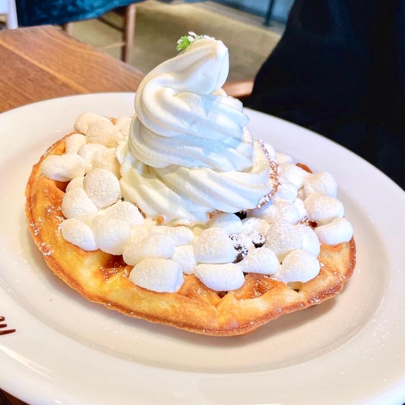 チョコマシュマロワッフル(Hawaiian BBQ&cafe Merengue)