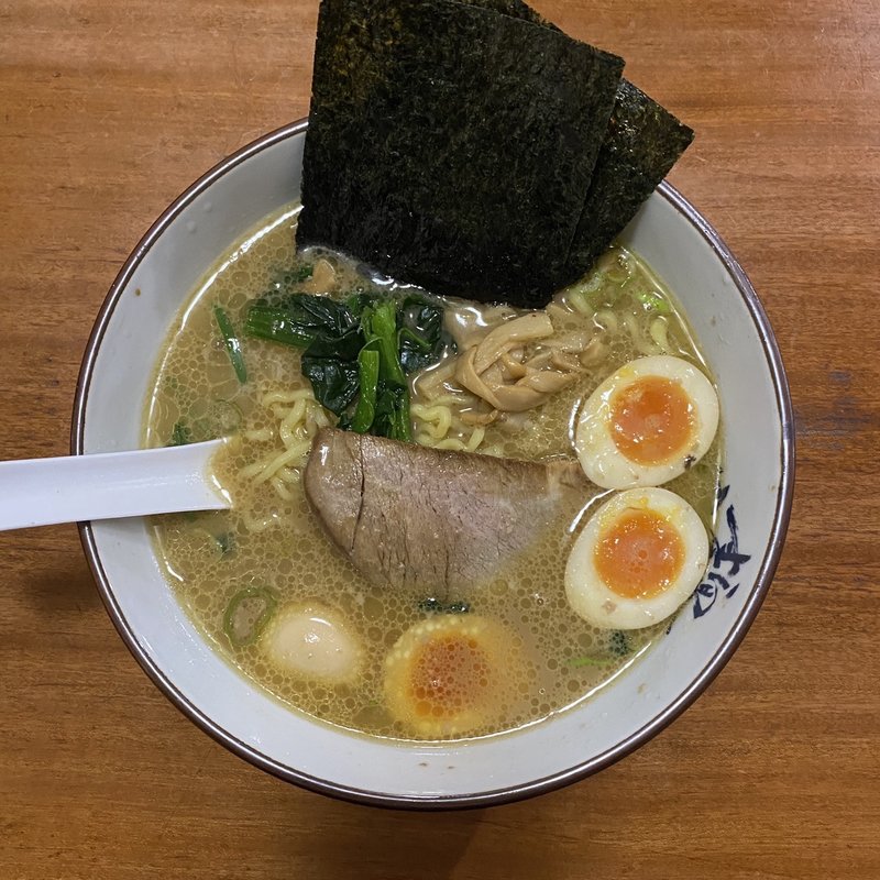 味玉ラーメン(横濱家 八王子みなみ野店 （よこはまや）)