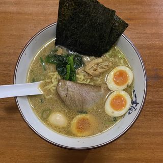 味玉ラーメン(横濱家 八王子みなみ野店 （よこはまや）)