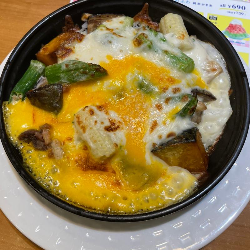 チキンとゴロゴロ野菜のチーズドリア(ココス 常滑店)