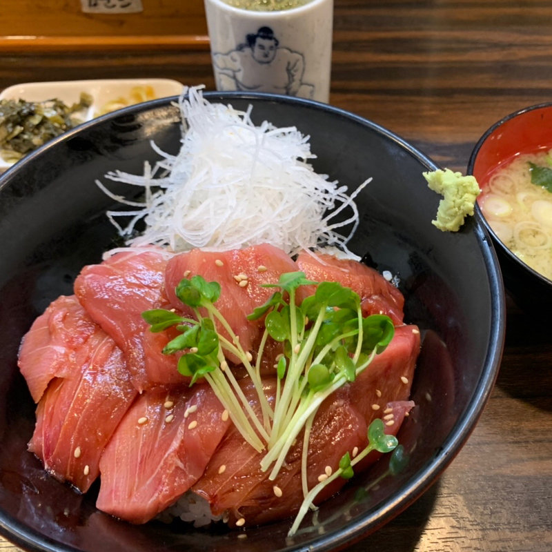 まぐろ中トロ丼(くろば亭)