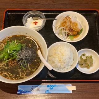 特濃黒胡麻担担麺セット(天海 )