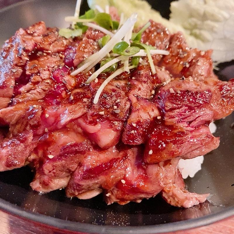 ステーキ丼(レッドロック 広島店)