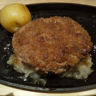 北海道産 牛ハンバーグ定食(十勝ハーブ牛ホルモン MONMOM)