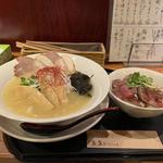 (魚魚ダイニング （魚魚Dining）)