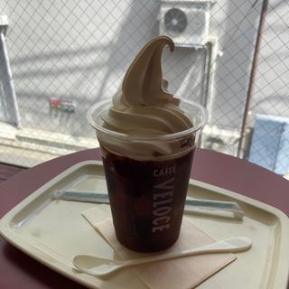 コーヒーフロート（L）(カフェ・ベローチェ 松戸店)