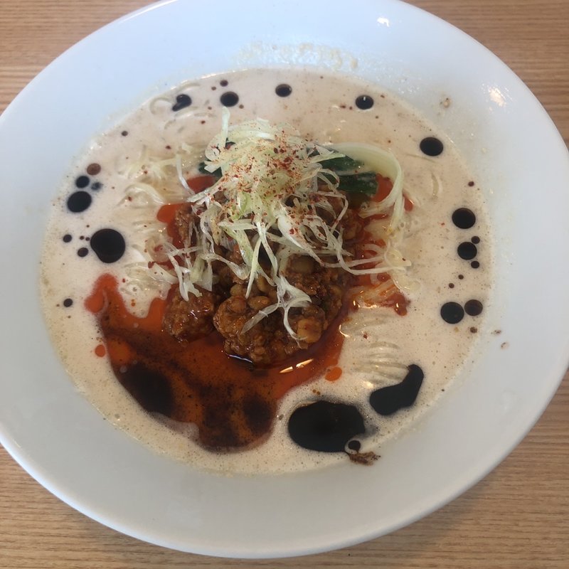 冷製担々麺(八丸 （ハチマル）)