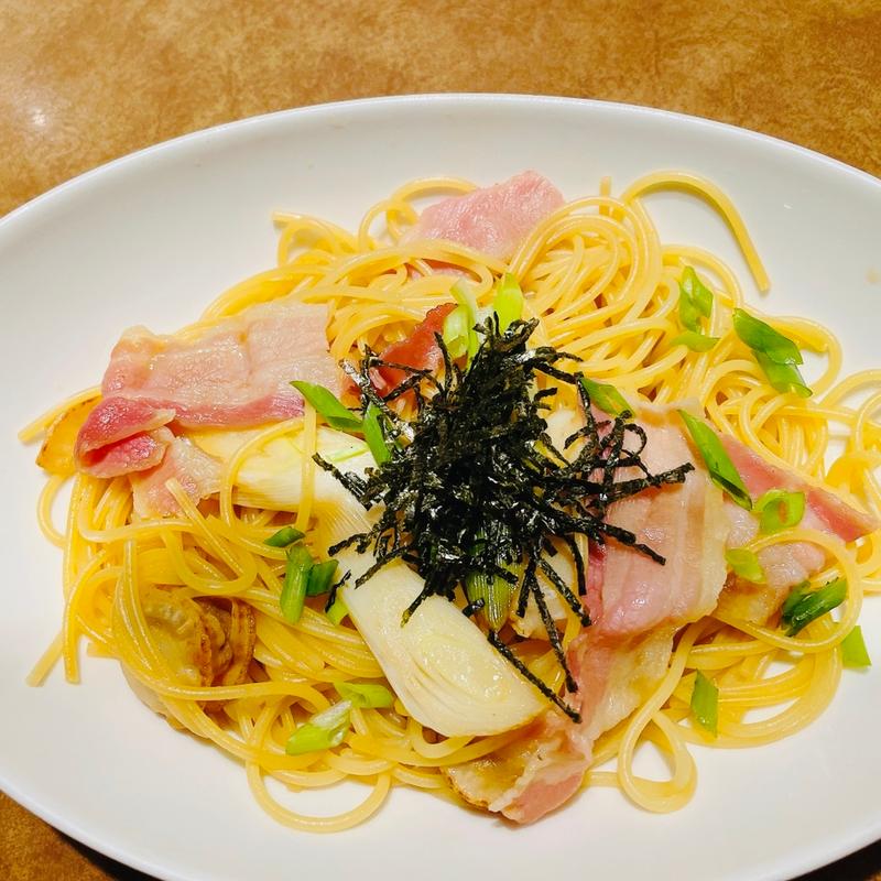 パンチェッタとホタテのバター醤油(ジョリーパスタ 柏店)