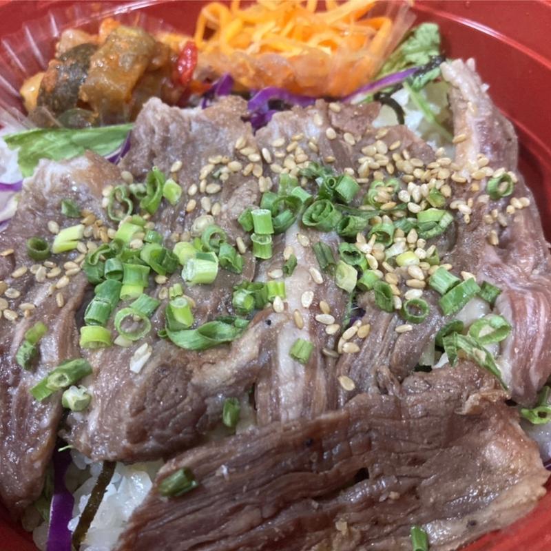 炭火焼き牛ハラミステーキ丼(炭焼きバル　グノン)