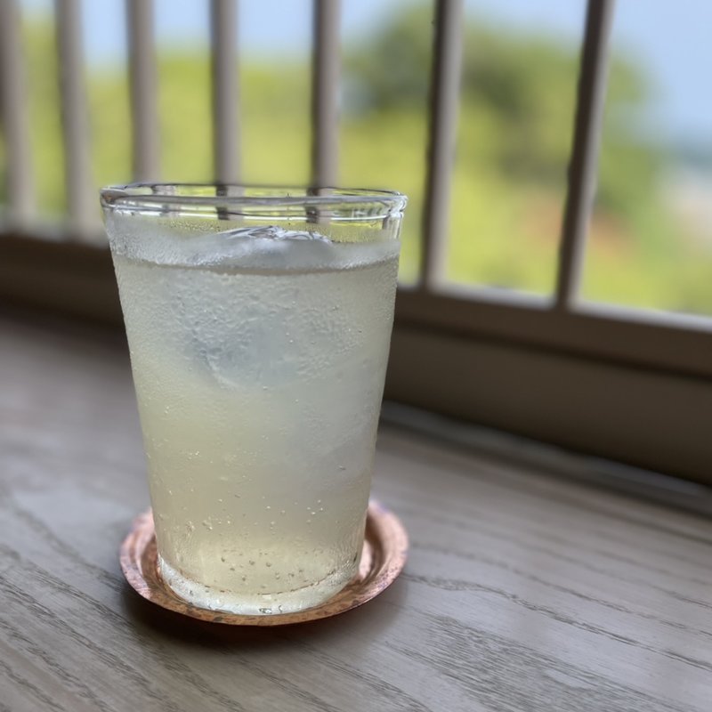 尾道産有機栽培リアルレモンサワー(LOG CAFE＆BAR Atmosphere)