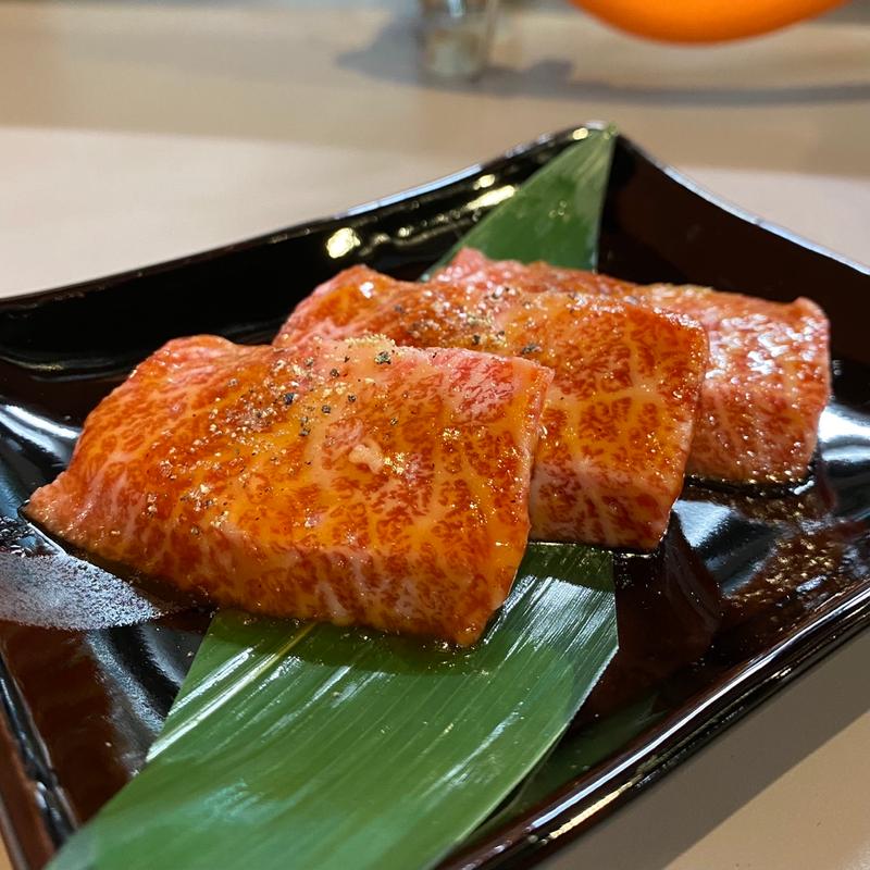 国産特カルビ(焼肉 ホルモン じんや)