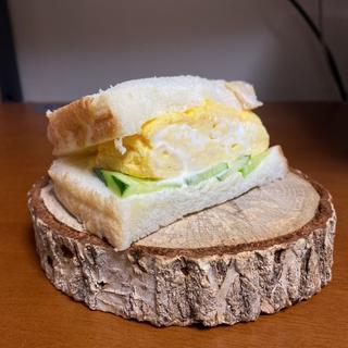 ふわふわ玉子サンド(UZOU BREAD&COFFEE)