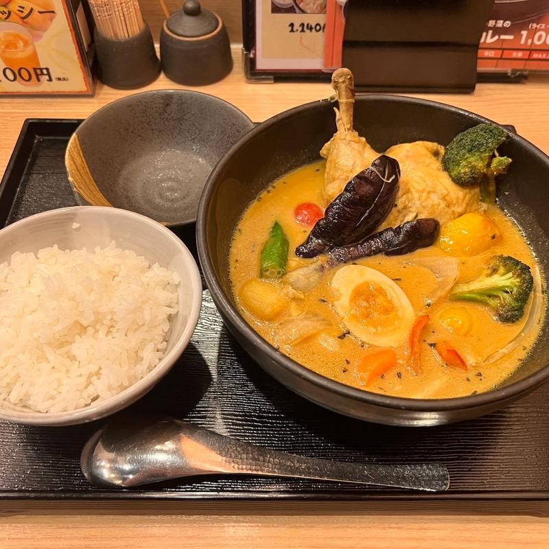 本格スープカレー(サラダ付)(カレーうどん 千吉 小伝馬町店)