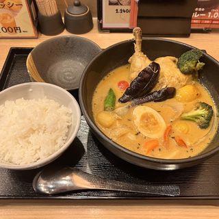 本格スープカレー(サラダ付)(カレーうどん千吉 小伝馬町店)