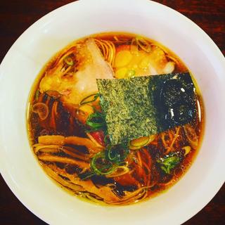 醤油らぁ麺(柳麺 多むら 外旭川店)