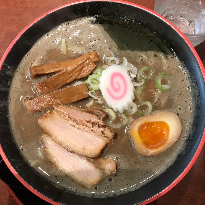節とんらーめん(節系とんこつらぁ麺　おもと )