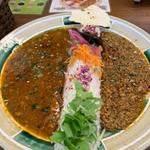 あいがけ(CURRY&SPICE"カーリーノブ")