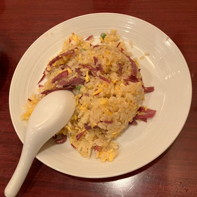 牛肉糸炒飯(香妃園 （コウヒエン）)