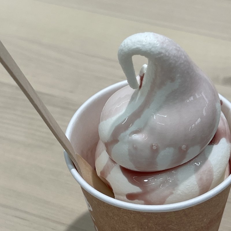 100年のお酢蜜 ぶどうサンデー(SOTOMO cafe)