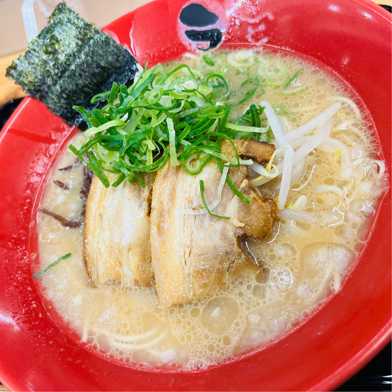 名古屋とんこつ(ハイウェイラの壱　養老店)