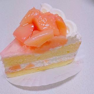 白桃ケーキ(銀座コージーコーナー 中野サンモール店)