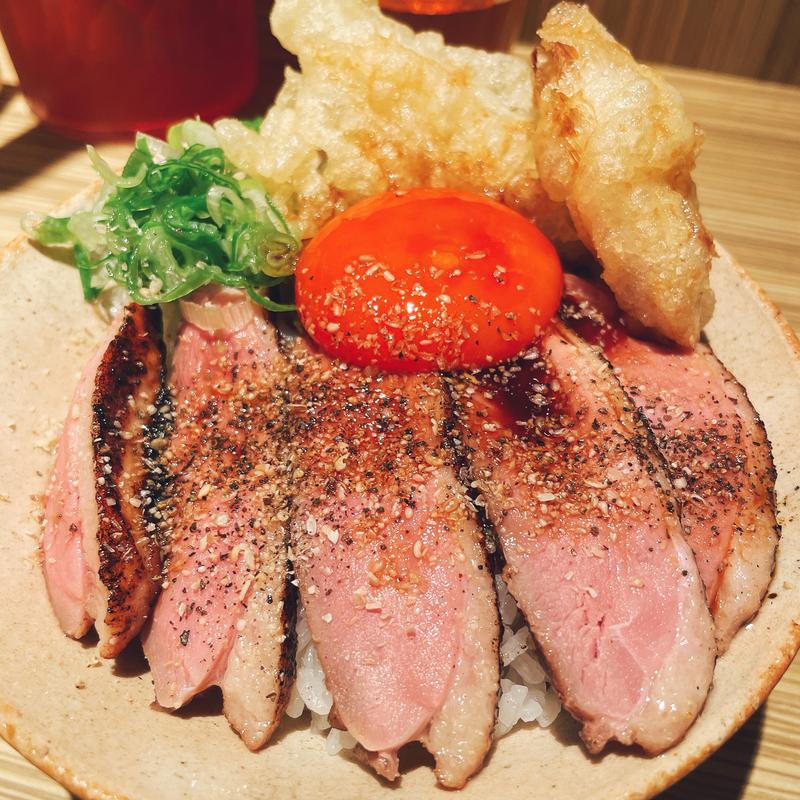 炙り鴨と白葱天子丼(本町製麺所 本店 )