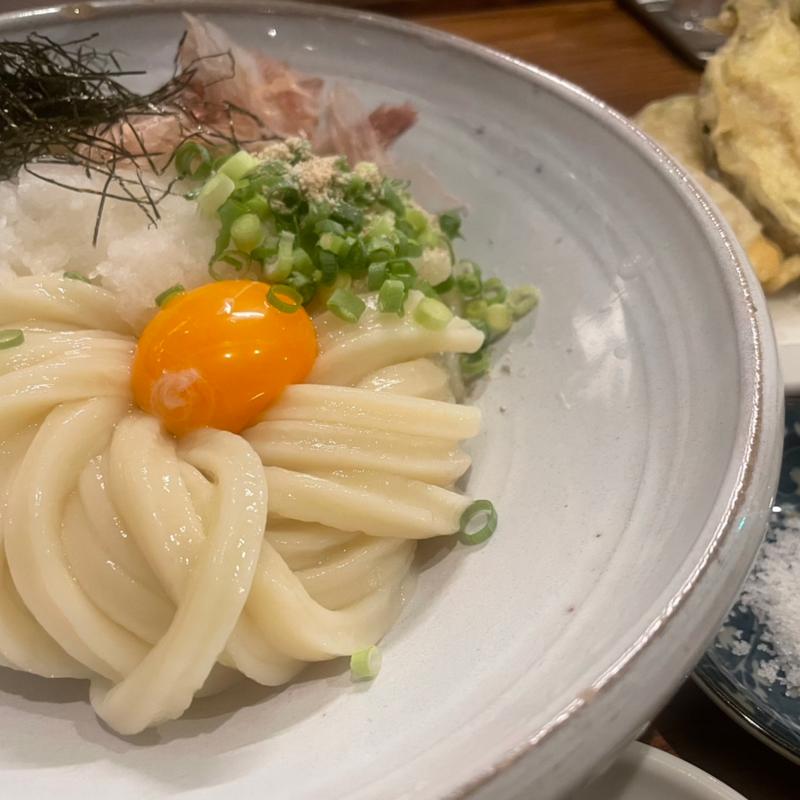 夏野菜天ぷらぶっかけ(僕とうどんとカツオだし)