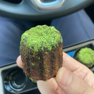 カヌチー(LOUANGE TOKYO Le Musee ルワンジュトウキョウ　ル　ミュゼ)