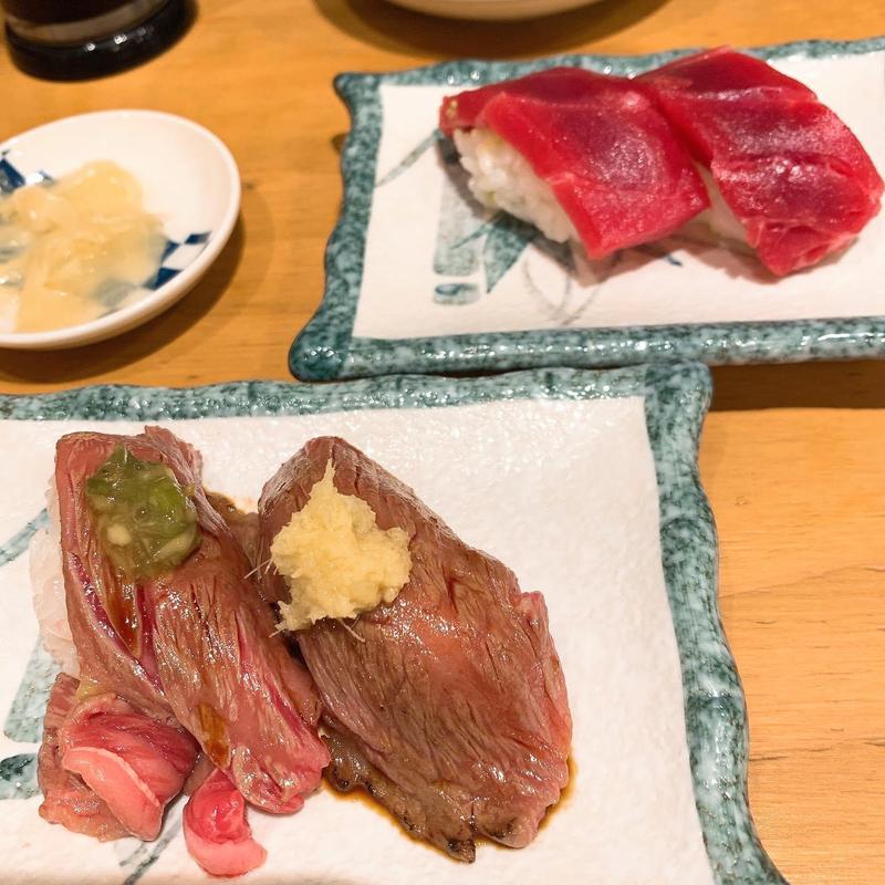 和牛あぶり握り(すし酒場　さしす)