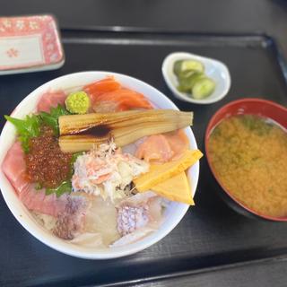 びっくり海鮮丼(長谷川食堂 )