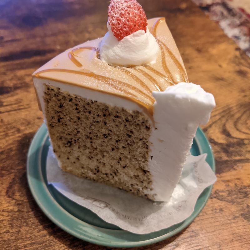 紅茶のシフォンケーキ(フロプレステージュ 都営神保町駅店)