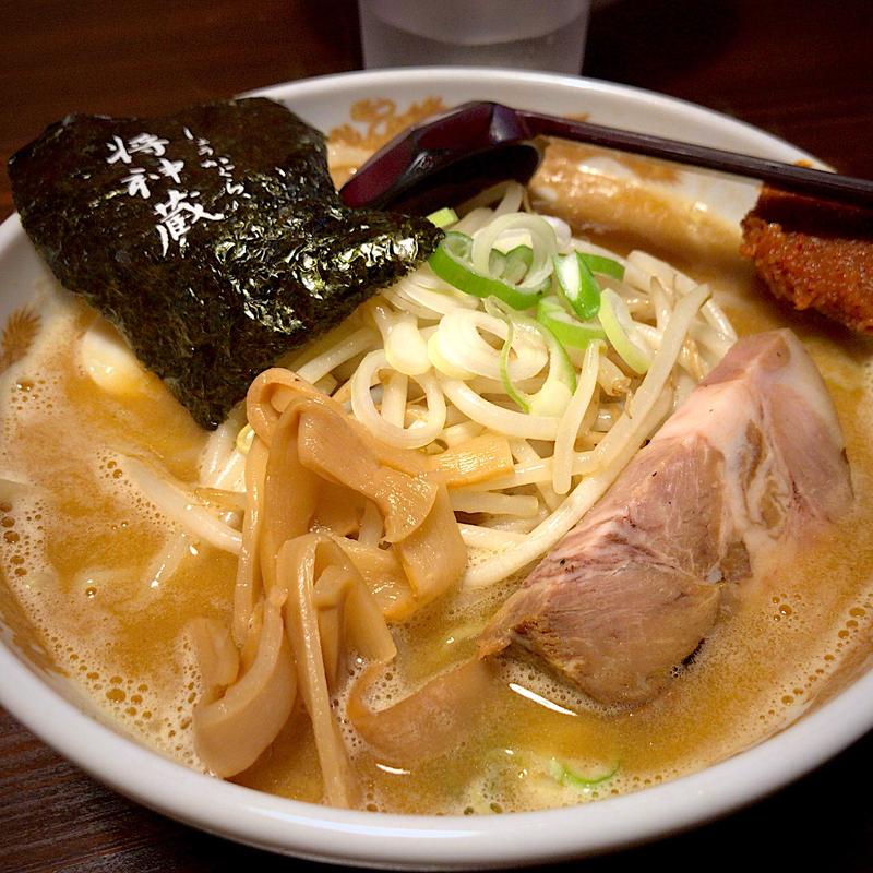 にんにく豚骨みそラーメン(らーめん将神蔵 壱号店 （しょうかぐら）)