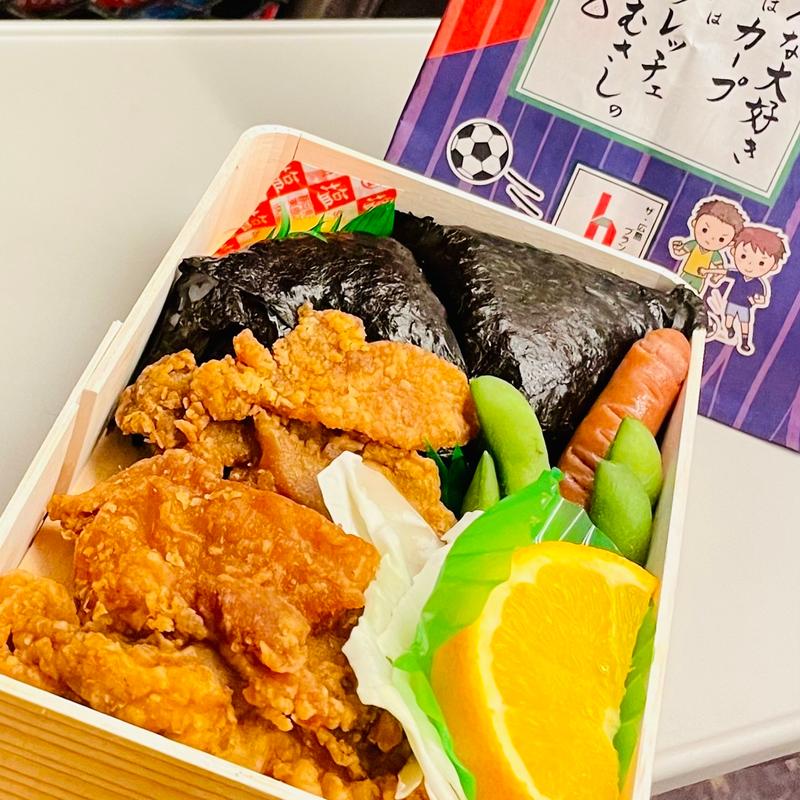 若鶏むすび(むすび むさし ekie2階売店)