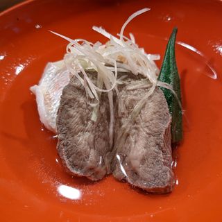 レンコダイ・牛タンの御椀(肉割烹 五平)
