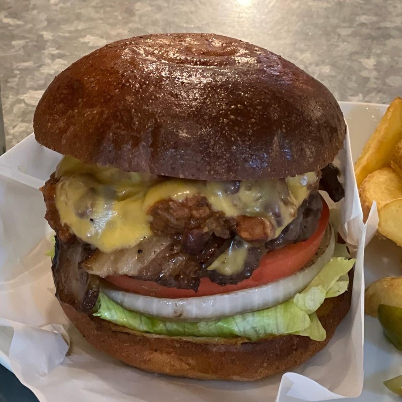 チリビーンズチーズバーガー(ザゴッドバーガー)