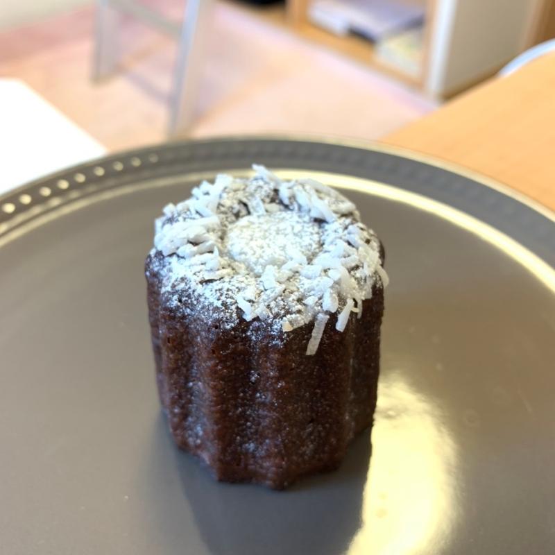 カヌレ•ココ(PAUL ジェイアール伊勢丹店)