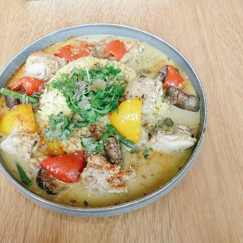 夏野菜のグリーンカレー(WOCCA ROCCA M-INT(ウォッカロッカミント神戸店))