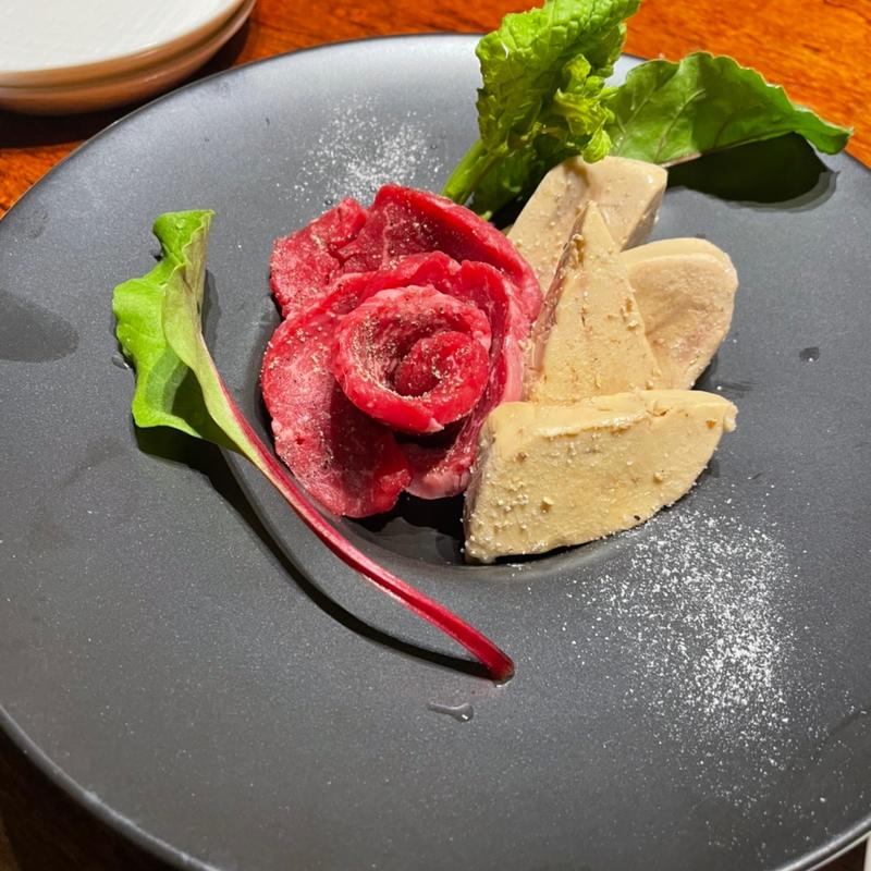 (焼肉トラットリア西山)