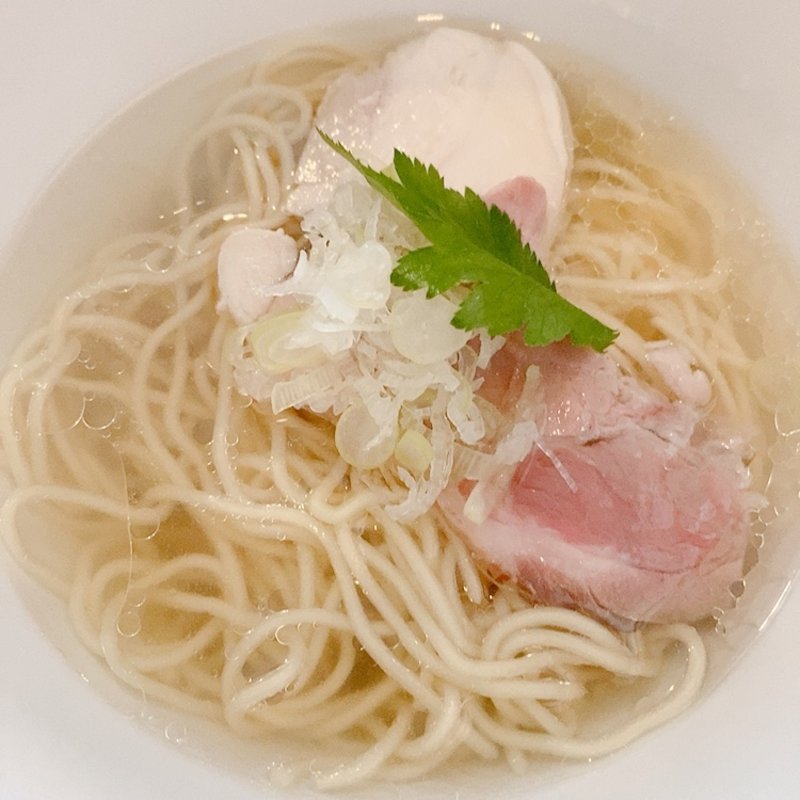 淡麗塩ラーメン(炭焼きバル　グノン)