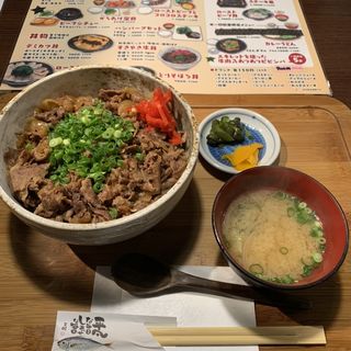 すきやき牛丼(大盛り)(ミート カネショウ 中広店 )