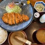 とんかつランチ