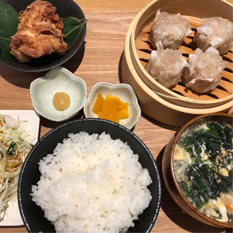 しゅうから定食(西宮　焼売の◯山)