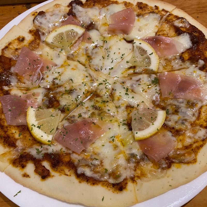 生ハムピッツァ(ヤマダ カフェ)