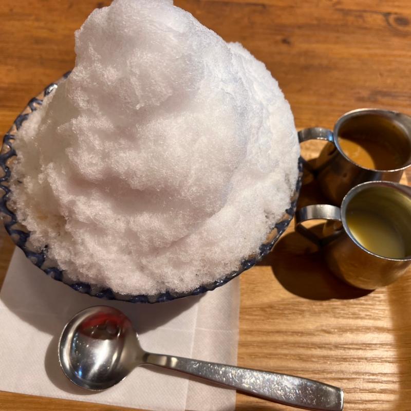 かき氷（珈琲シロップ・練乳付）(倉式珈琲)