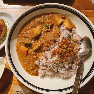 新潟市中央区で食べられるカレーランキング Sarah サラ