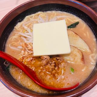 北海道味噌 超バターらーめん(麺場 田所商店 福井月見店)