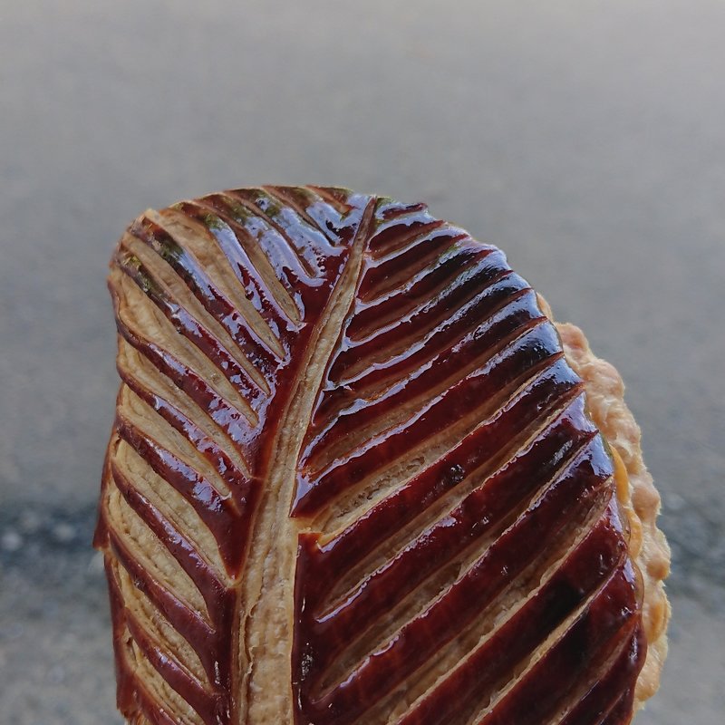 ショーソン・オ・ポム(BAKERY ABE)